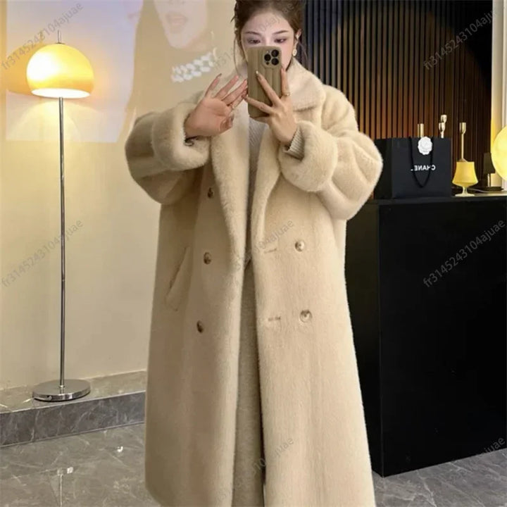 New Women's Winter Fur Fur One Piece Coat Long Thickened Fur Coat