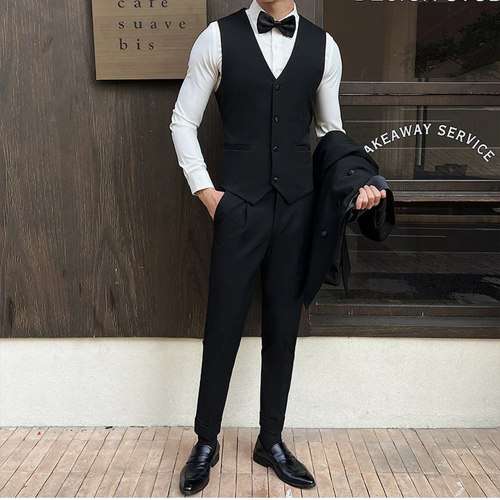 Man Elegant Black Double-Breasted Suit with Vest: Perfect for Formal Events